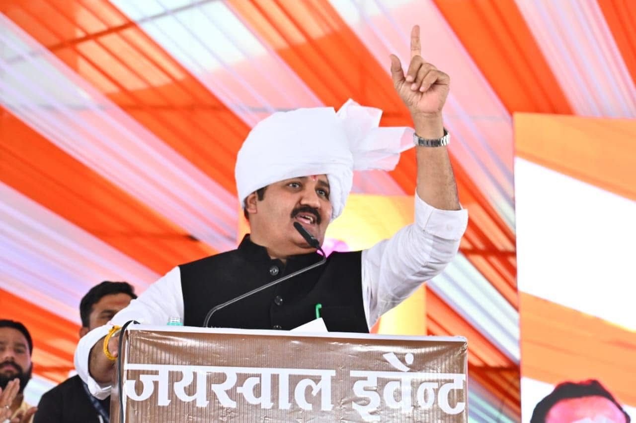 विकास कामे