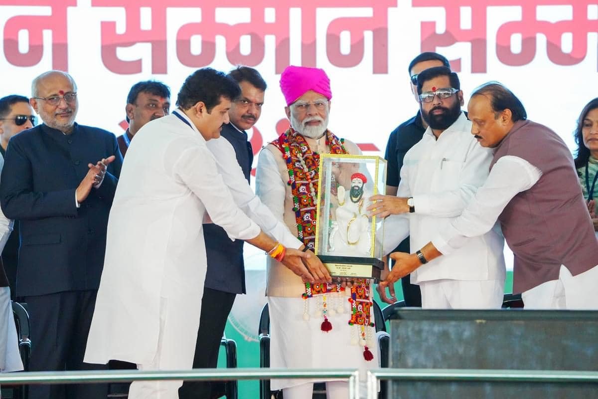 प्रधानमंत्री मोदी भेट